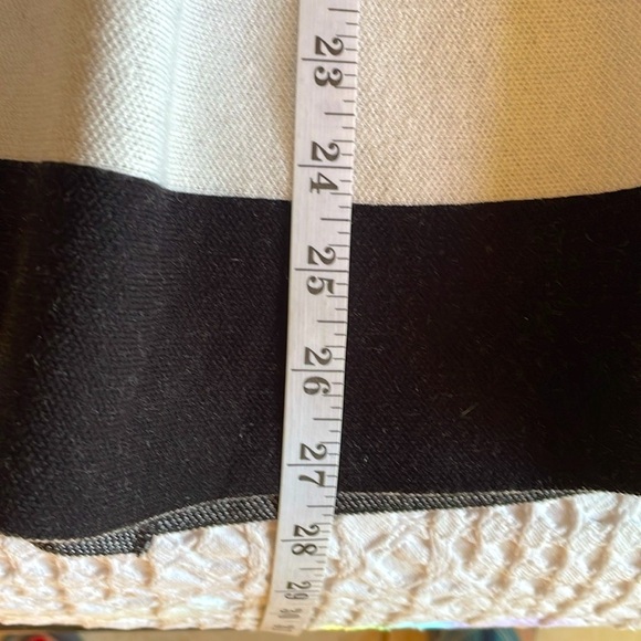 RVN Skirt Jacquard Knit Black White Stripe Women’s Sz: L - Picture 9 of 13